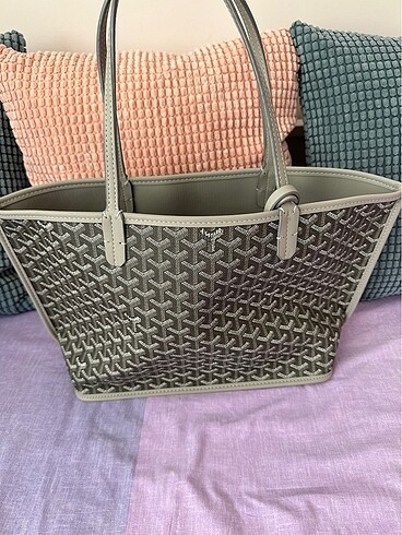  Beden Goyard çanta