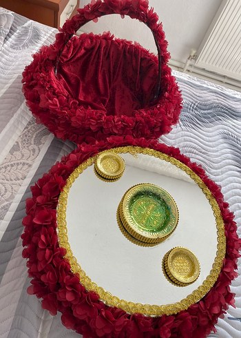 bordo kına tepsisi ve sepeti