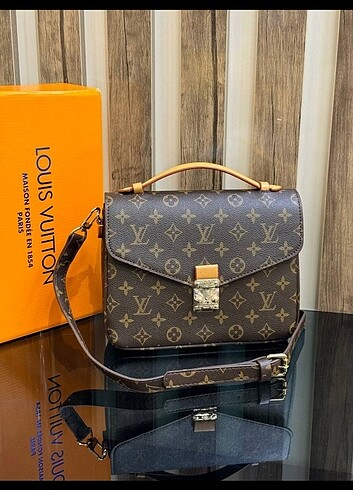 Louis Vuitton çanta 