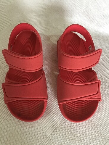 Adidas sandalet 30 numara