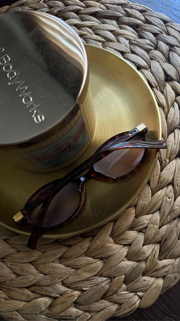 Parizyen Tarzı Kahverengi Parlak Kadın Gözlüğü - Görsel 2