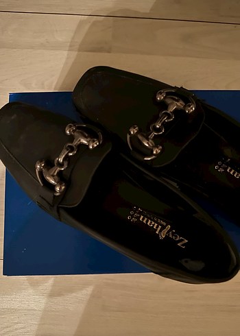 Klasik Siyah Tokalı Kadın Ayakkabı - Görsel 3