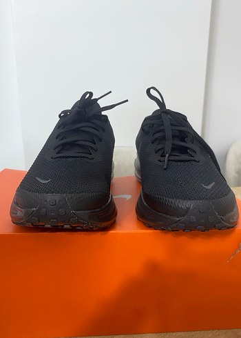 Nike Revolution 8 Siyah Erkek Koşu Ayakkabısı - Görsel 2