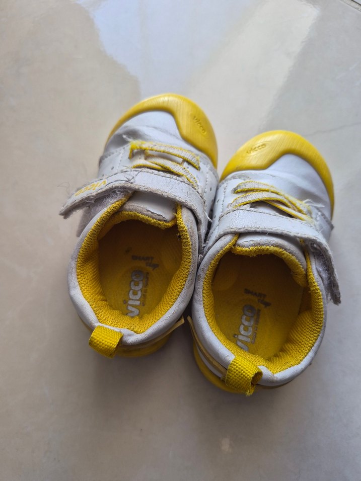 Sarı Bebek İlk Adım Ayakkabısı - Görsel 3
