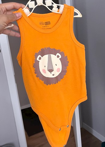 HelloBaby Kolsuz Aslan Baskılı Bebek Body