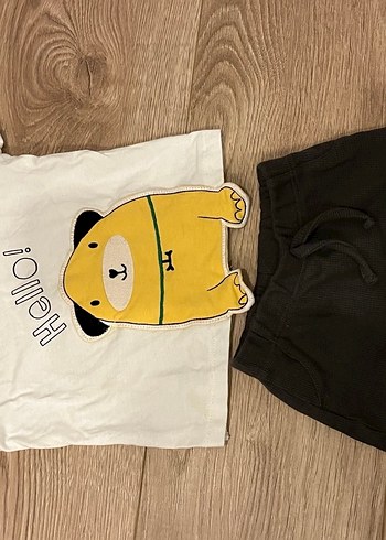 Beyaz Erkek Çocuk Şortlu takım - Görsel 2