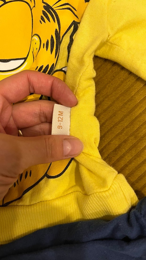 Garfield Baskılı Renkli Takım - Görsel 2