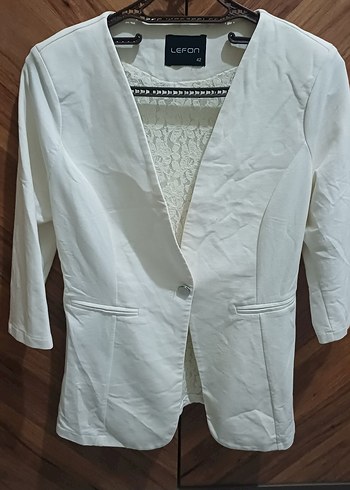 Diğer Kadin Beyaz Dugmeli Midi Blazer Ceket