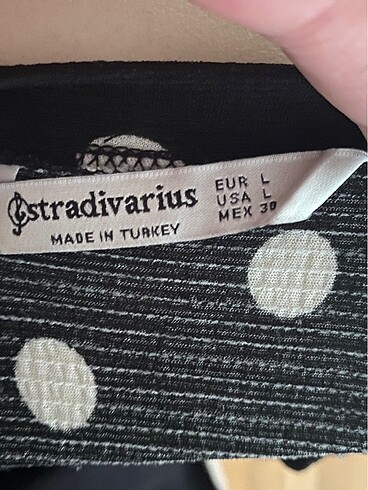 l Beden #Stradivarius#puantiyeli elbise#elbise