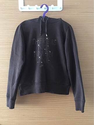 Nike sweatshirt
