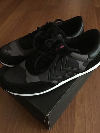 Hummel Hummel yürüyüş