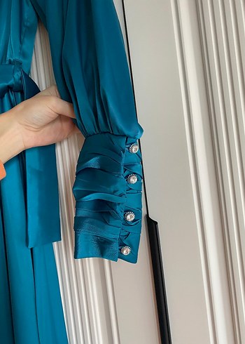 Manuka Uzun Kollu Petrol Saten Elbise - Görsel 6