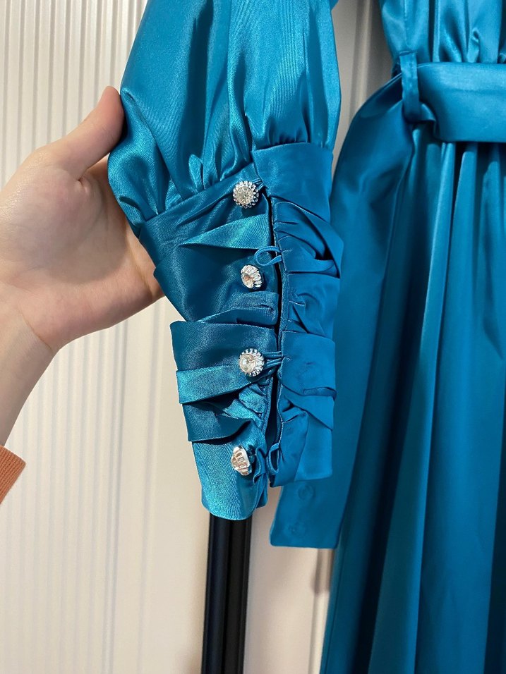 Manuka Uzun Kollu Petrol Saten Elbise - Görsel 4