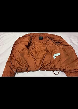xs Beden Bershka taba renk şişme mont