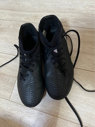 Adidas orijinal halısaha ayakkabısı crampon