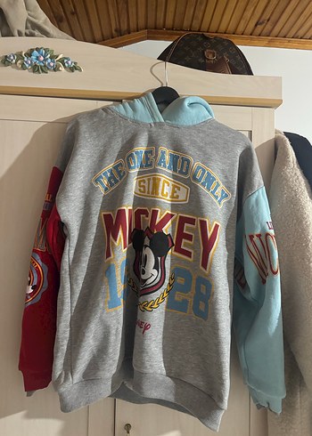 Gri Mickey Baskılı Uzun Kollu Sweatshirt