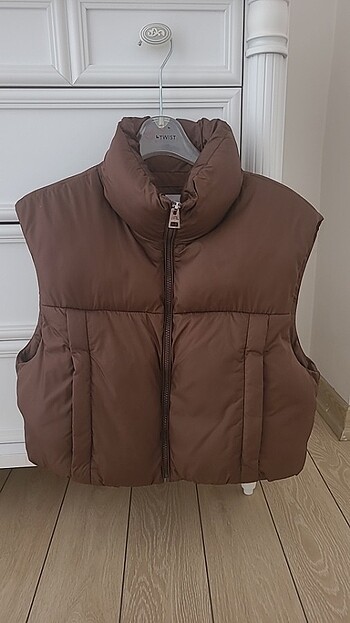Bershka Bershka Crop Şişme Yelek