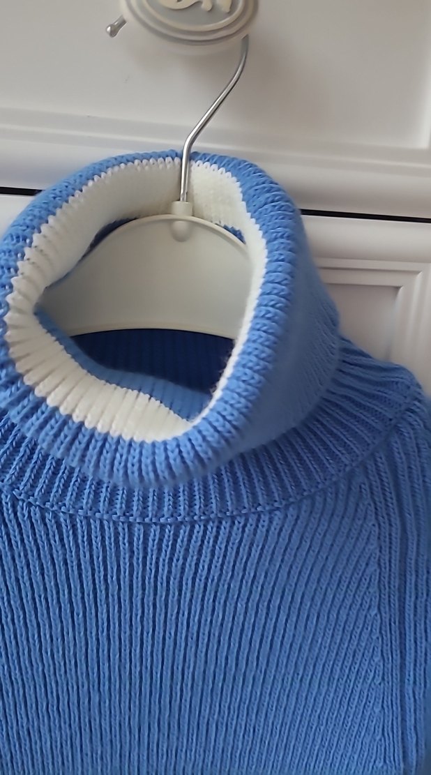 Mavi Boğazlı   Crop Kazak - Görsel 3