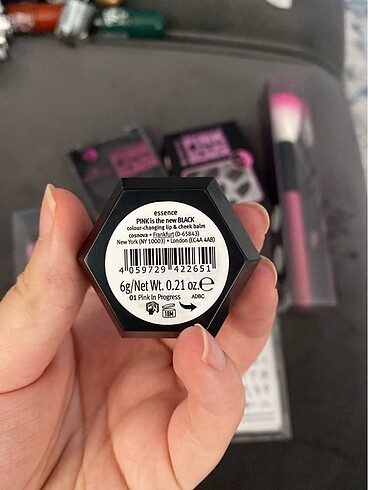 Beden Essence pink-black serisi