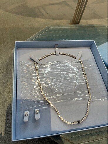swarovski Swarovski su yolu set