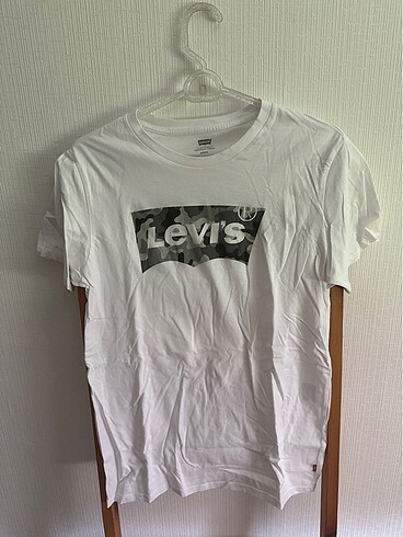 Levis tişört