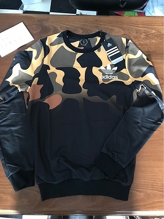 Adidas dijital baskı sweetshirt