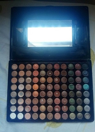 Mac far paleti