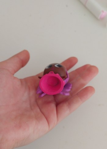 Beden Pembe saçlı renkli oyuncak bebek