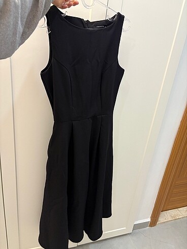 xs Beden Midi elbise