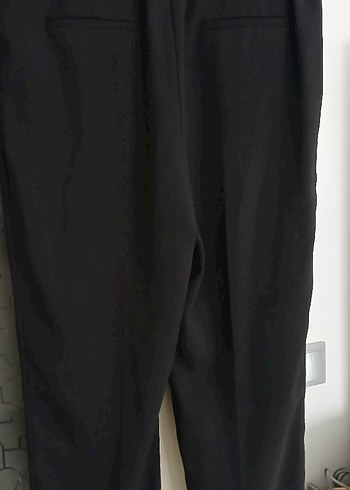 Kadın Siyah Midi Kumaş Pantolon - Görsel 3