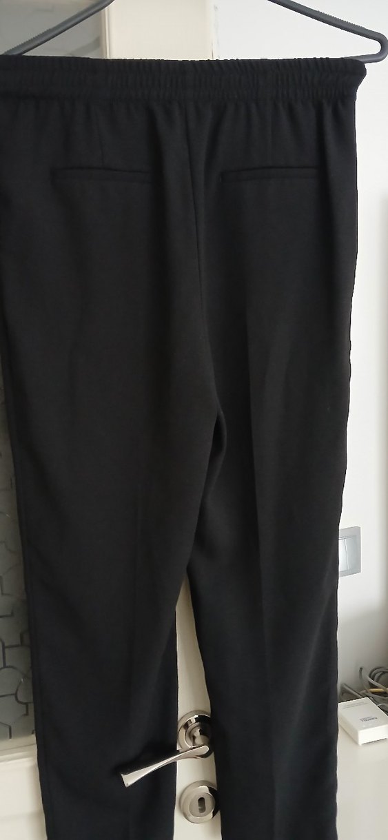 Kadın Siyah Midi Kumaş Pantolon - Görsel 3