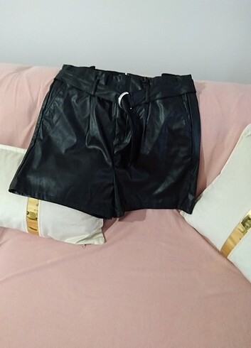 Lc Waikiki deri şort 44 beden