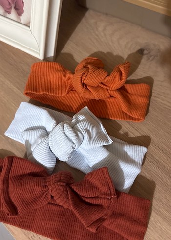Beden Beyaz Fiyonk Detaylı Çocuk Saç Bandı
