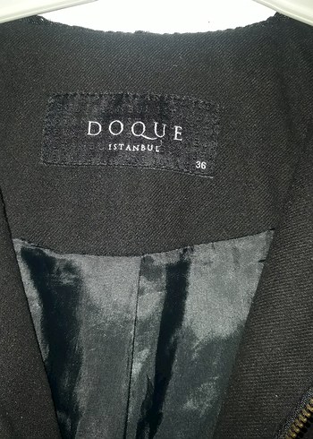 Siyah Fermuarlı Uzun Kadın Kaban - Görsel 5