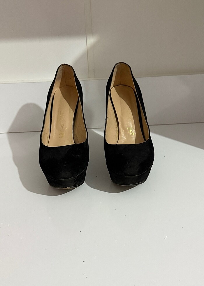 Topuklu ayakkabı - Görsel 2