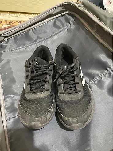 Adidas Adidas temiz ayakkabı