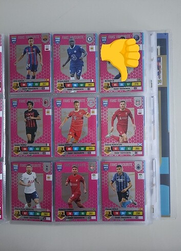 Panini FIFA 365: 2022-2023. Adrenalyn XL Fans Favourite Adet Fiy