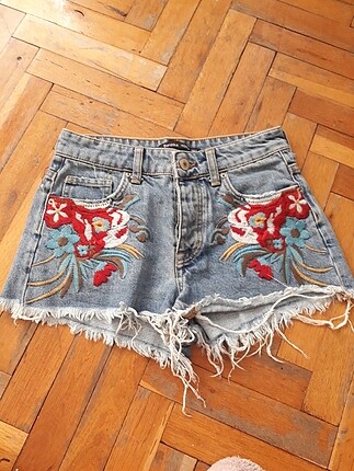 Bershka sort xxs beden