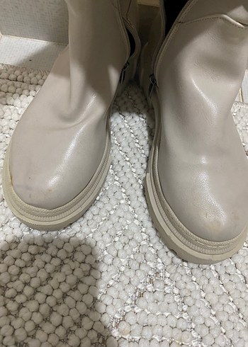 Bej Deri Kadın Bot - Görsel 3