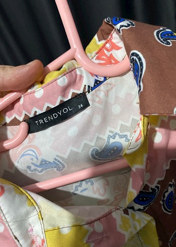 Bohem Çok Renkli Düğmeli Kolsuz Gömlek - Görsel 2