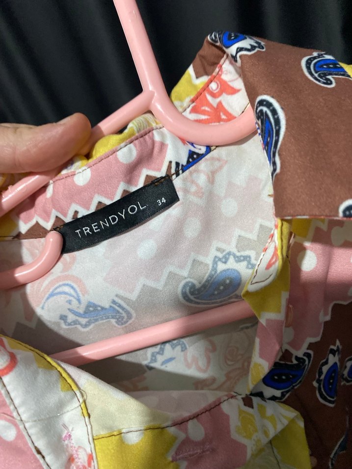 Bohem Çok Renkli Düğmeli Kolsuz Gömlek - Görsel 2