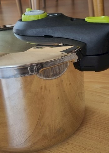 Tefal 6 Lt.Düdüklü Tencere