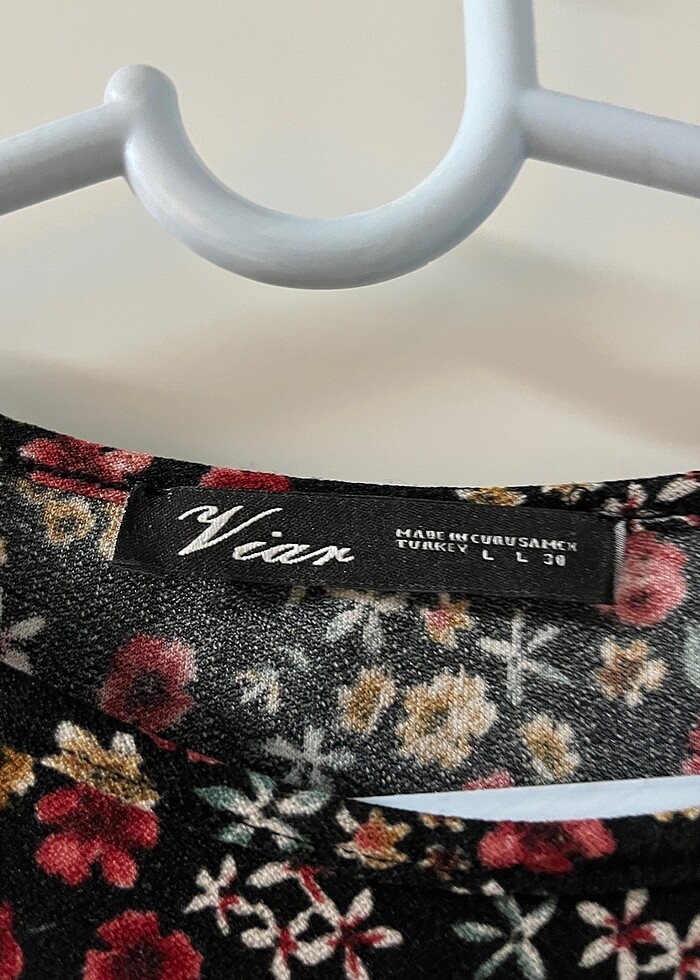 Çiçekli elbise - Görsel 2