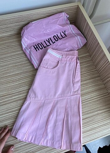 Bershka Pembe pileli etek 