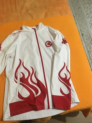 Milli sporcu üstü