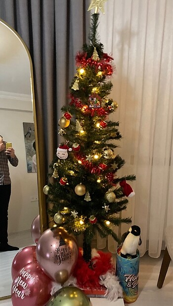 Yılbaşı ağacı 150 cm 224 dal