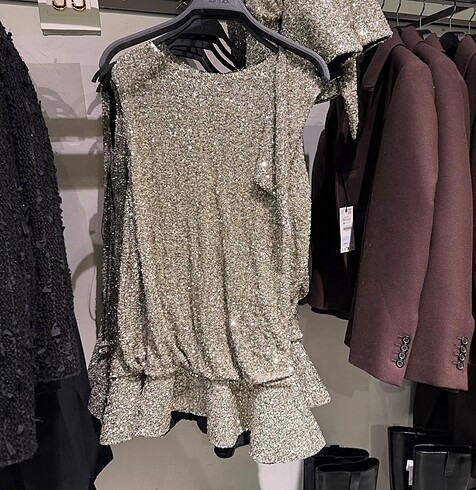Zara 2025 viral pul payet elbise