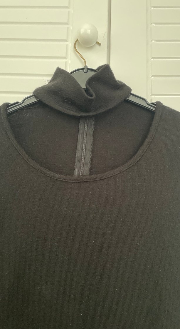 Siyah Yüksek Yakalı Uzun Kollu Kadın Kazak - Görsel 3