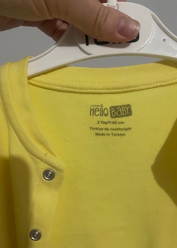 Sarı Düğmeli Uzun Kollu Hırka - Görsel 2