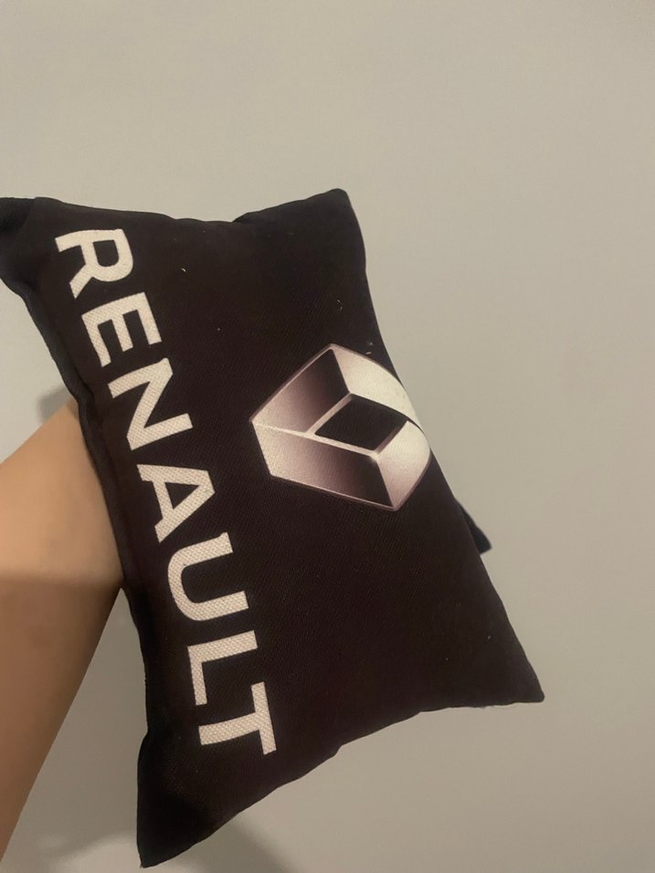 Renault Baskılı Siyah Yastık - Görsel 2